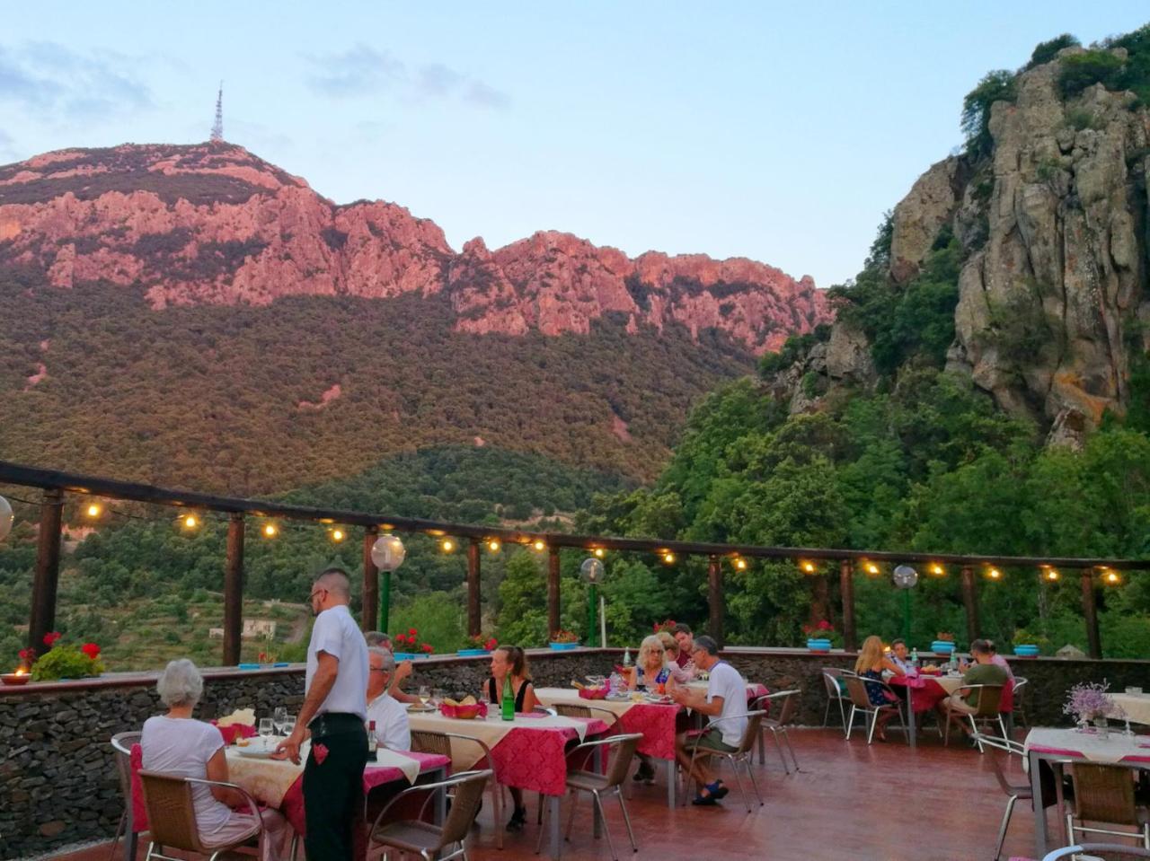 דורגלי Hotel Sant'Elene מראה חיצוני תמונה