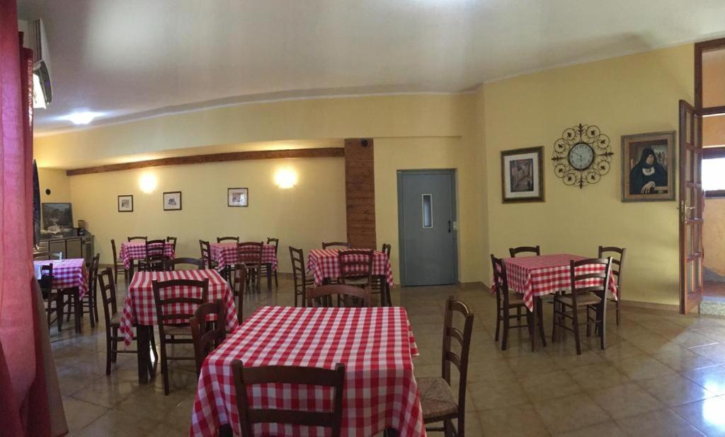 דורגלי Hotel Sant'Elene מראה חיצוני תמונה
